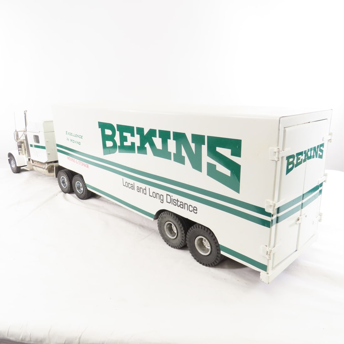 M&J Truck and Scratch Built Bekins Trailer - 3