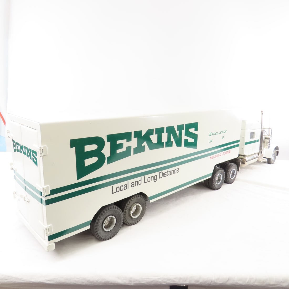 M&J Truck and Scratch Built Bekins Trailer - 5