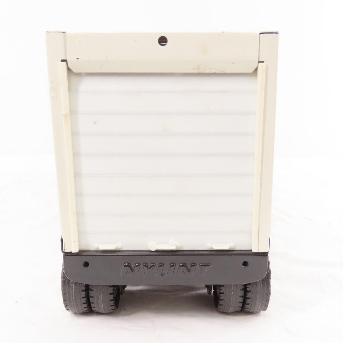 Nylint Steel Hush Puppies Truck & Trailer - 4