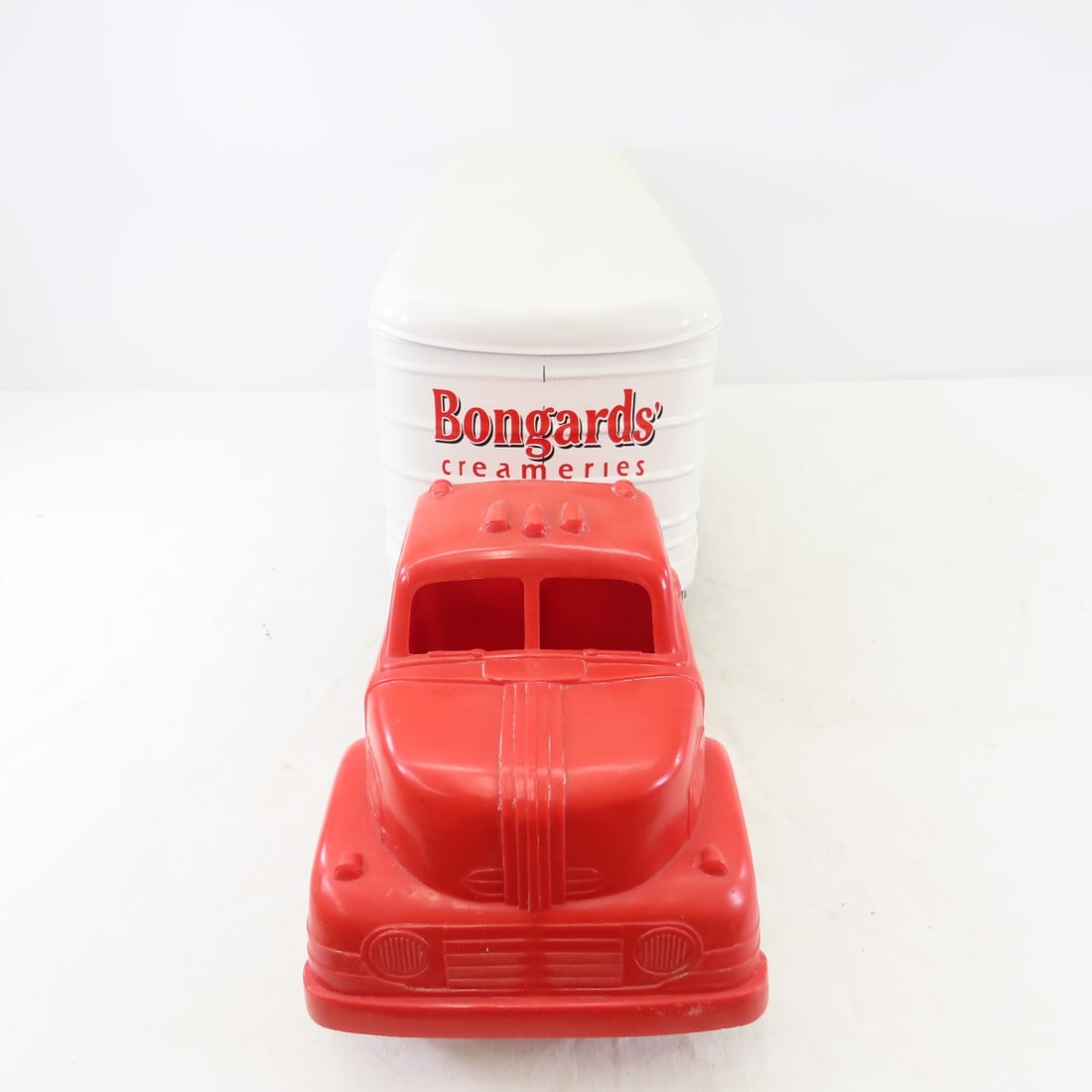 MARX Truck & Bongards' Creameries Trailer Restored - 8