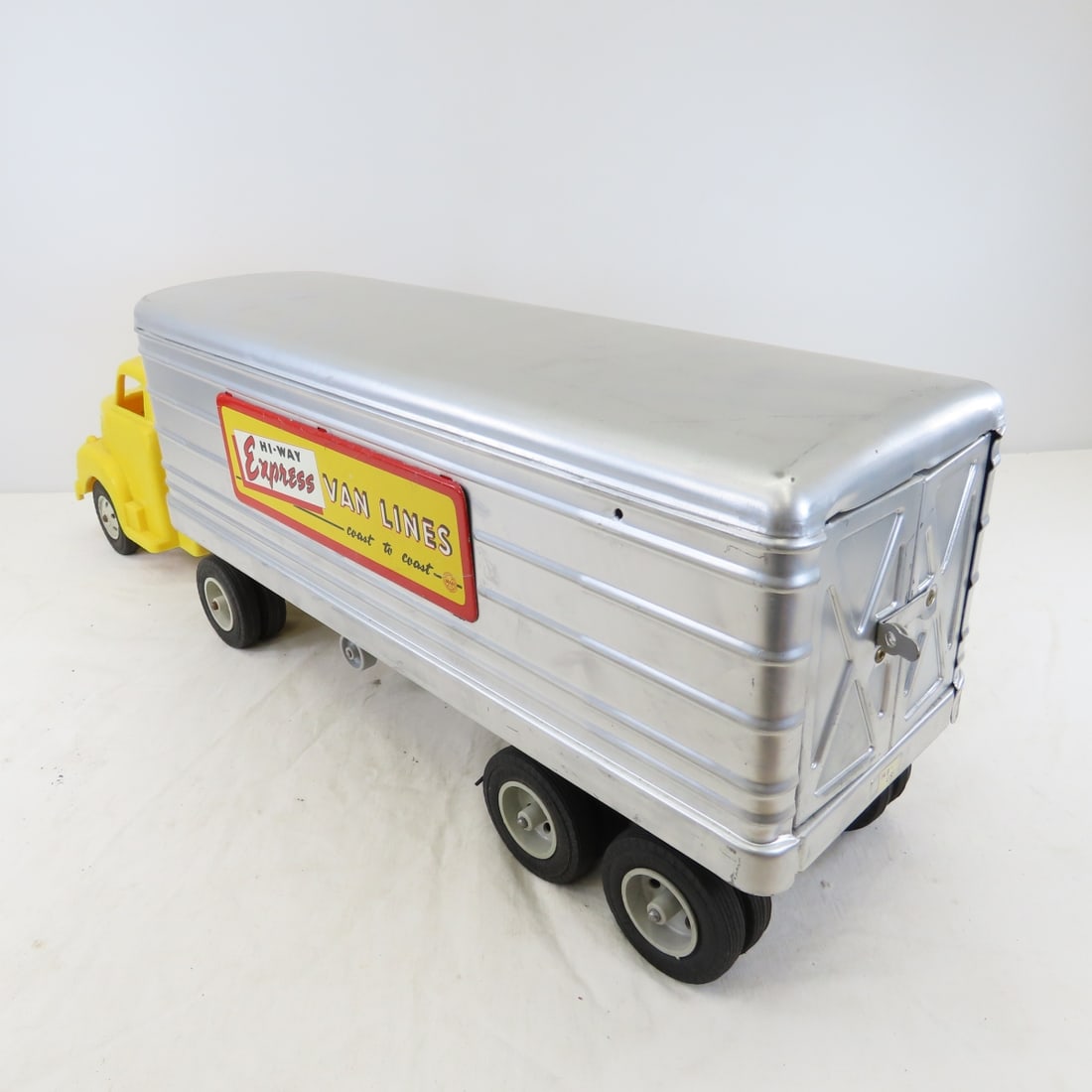 MARX Truck & HI-WAY Express MARX Trailer Restored - 3