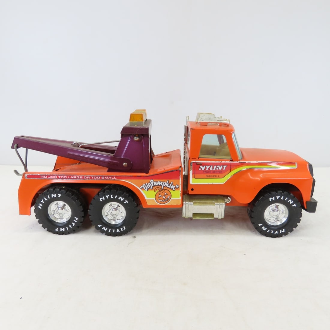 Vintage Nylint NAPA & "Big Pumpkin" Tow Trucks - 7