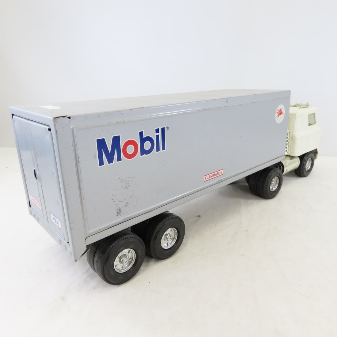 Vintage ERTL Steel Truck & Mobil Oil Trailer - 5