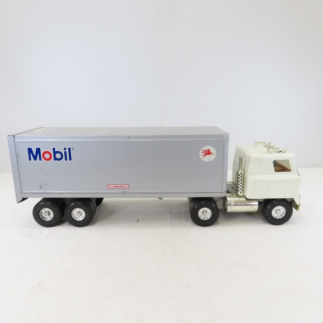 Vintage ERTL Steel Truck & Mobil Oil Trailer - 6