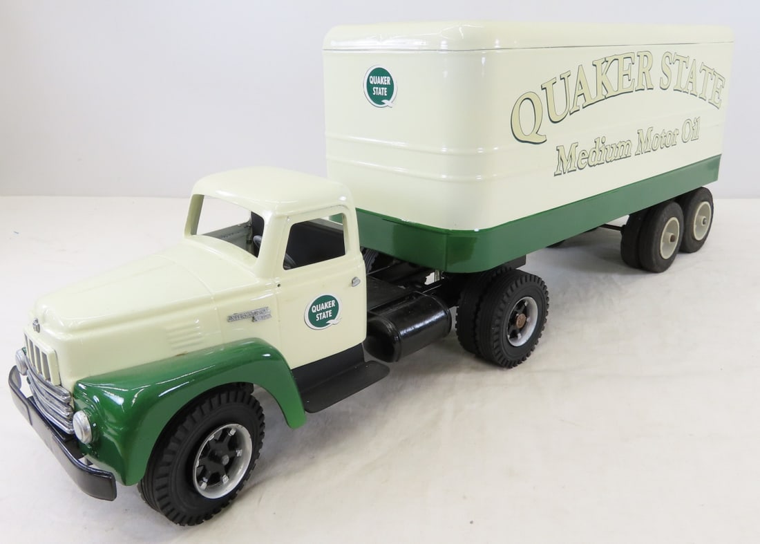 Custom Int'l R-190 Truck & Quaker State Trailer: Custom Int'l R-190 Truck & Quaker State Trailer - Cottonwood Acres, steel, custom painted with decals, Marx tires on trailer LOT SIZE: 24x9x6", 10 LBS All information and photos are intended to be as