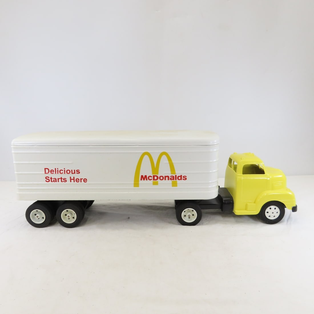 MARX Truck & McDonald's MARX Trailer Restored - 6