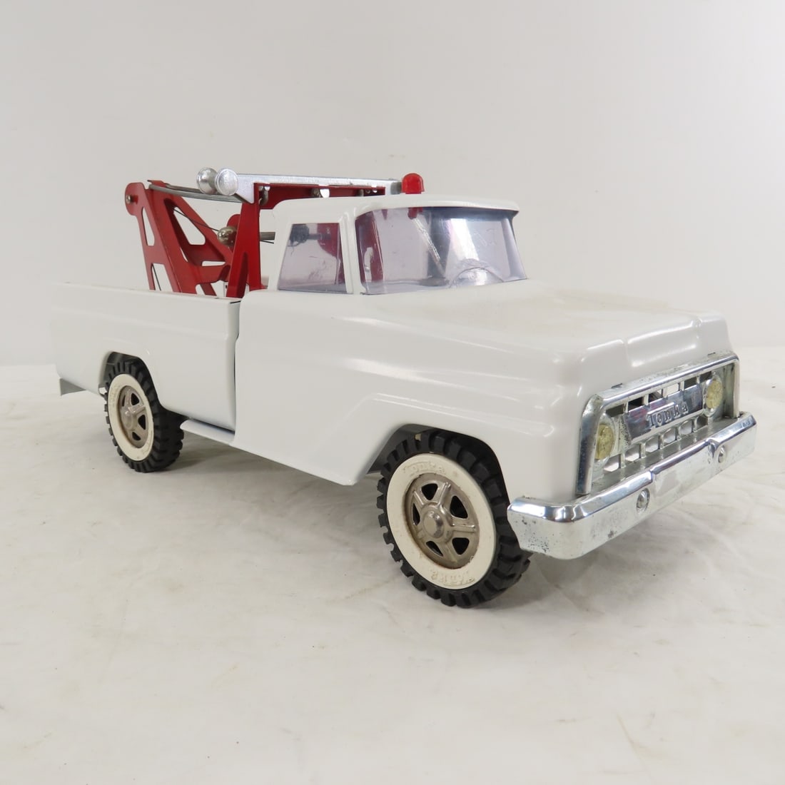 Tonka AA Wrecker Tow Truck Restored - 7