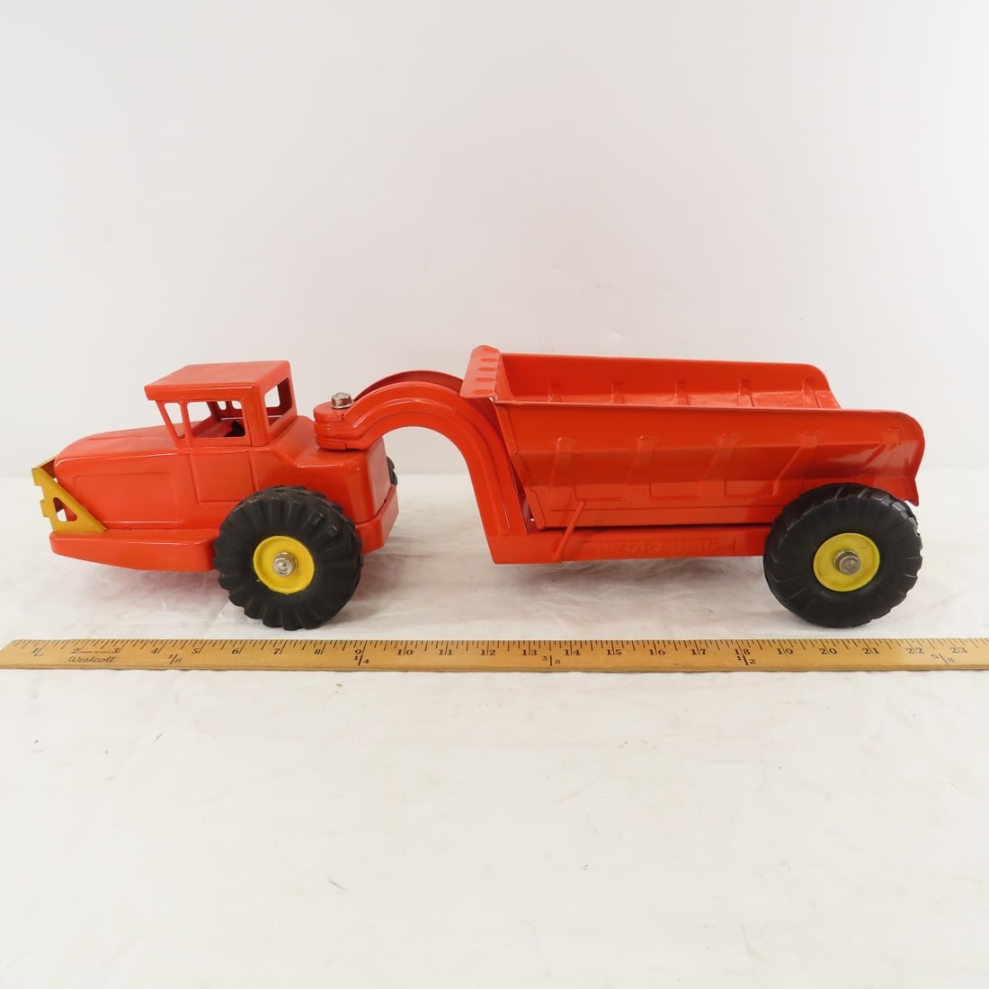 1959 Nylint #4200 Hydraulic Dumper- Restored - 2
