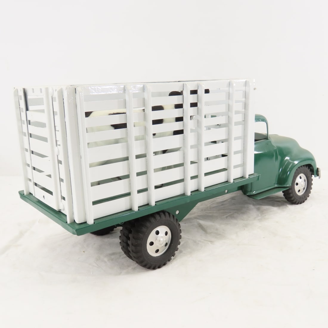 Tonka Cattle Hauler and Custom R-190 Flatbed - 6