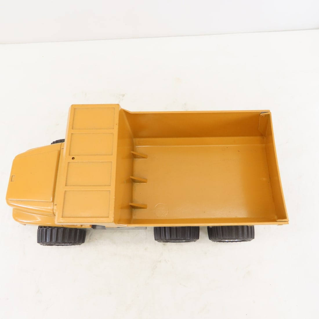 2 ERTL McClinton-Anchor Construction Dump Trucks - 10