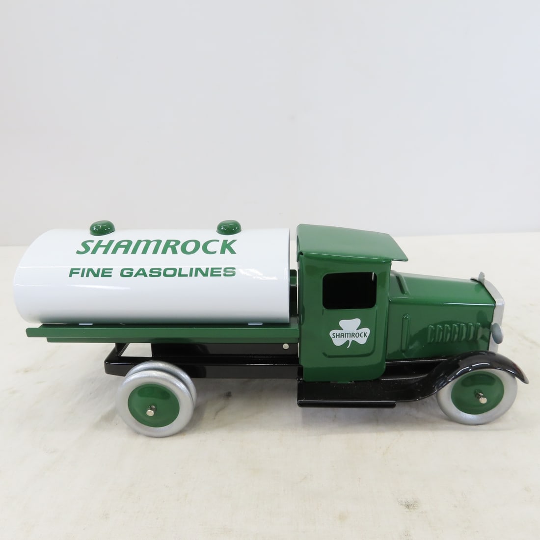 3 SpecCast Tanker Trucks- Shell, Texaco & Shamrock - 15