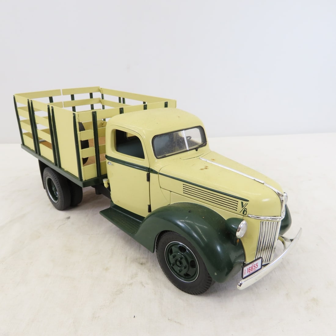1940 Ford Stake Truck- Highway 61 Collectibles - 7
