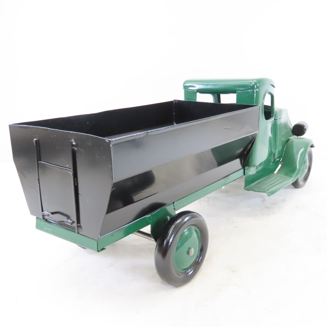 Scratch Built Pressed Steel Slide Door Truck - 5