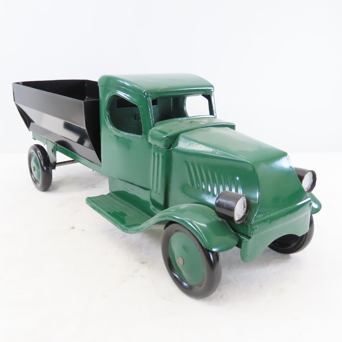 Scratch Built Pressed Steel Slide Door Truck - 7