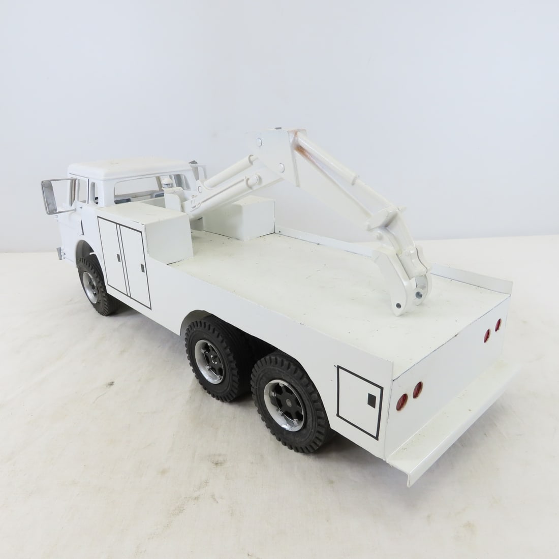 Scratch Built Utility Lift Truck- Incomplete - 3