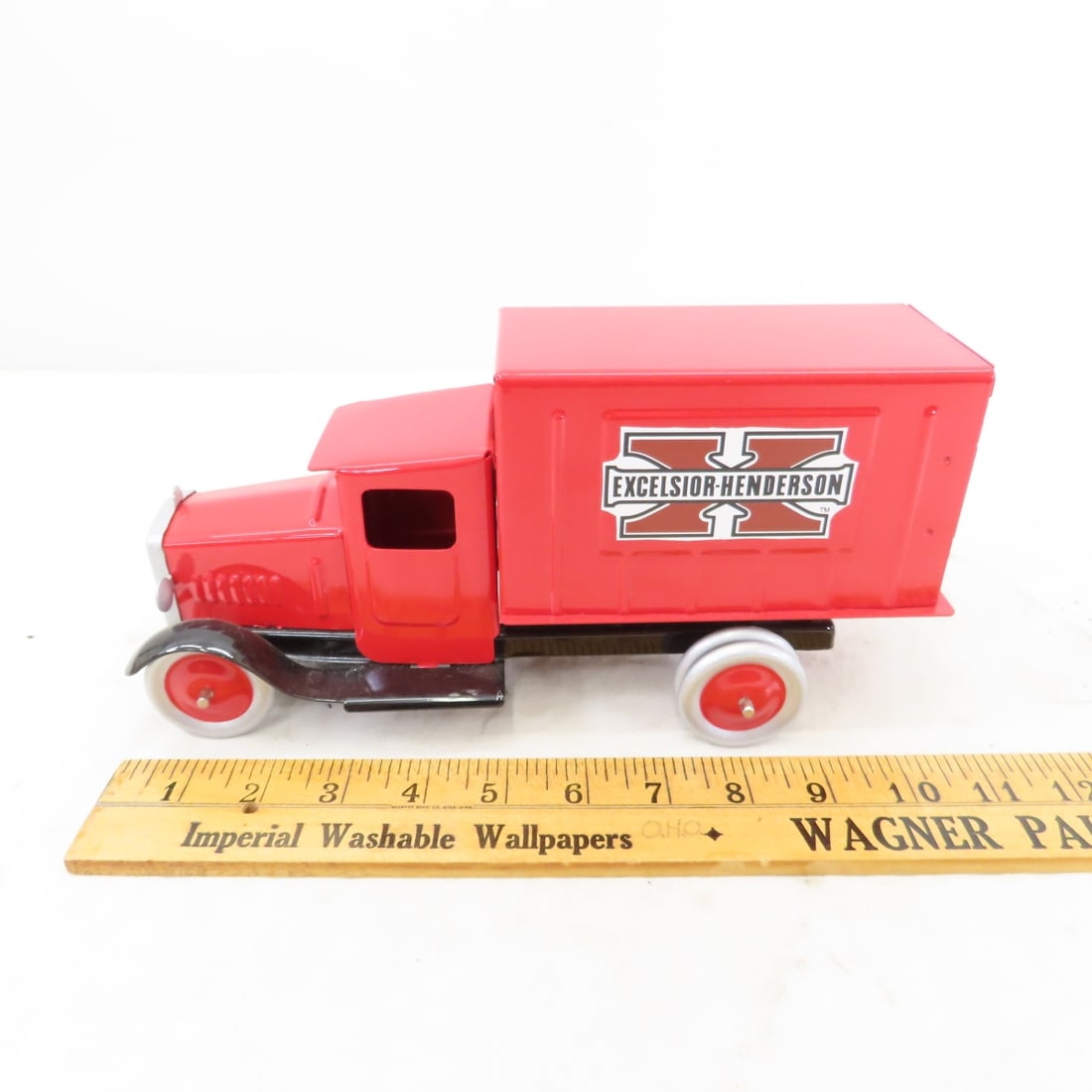 Dairy Queen & Excelsior-Henderson Spec Cast Trucks - 3