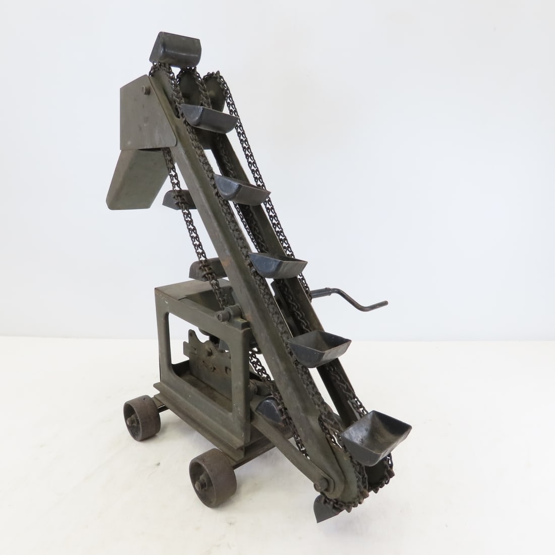 Original 1920's Buddy L Steel Sand Loader - 4