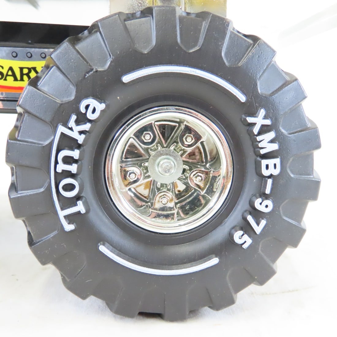 25th Anniversary Silver Mighty Tonka Dump Truck - 11