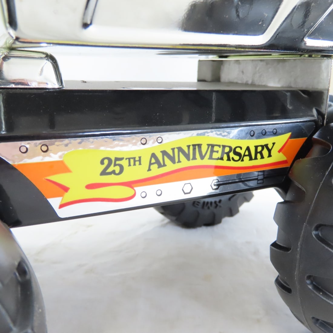 25th Anniversary Silver Mighty Tonka Dump Truck - 12