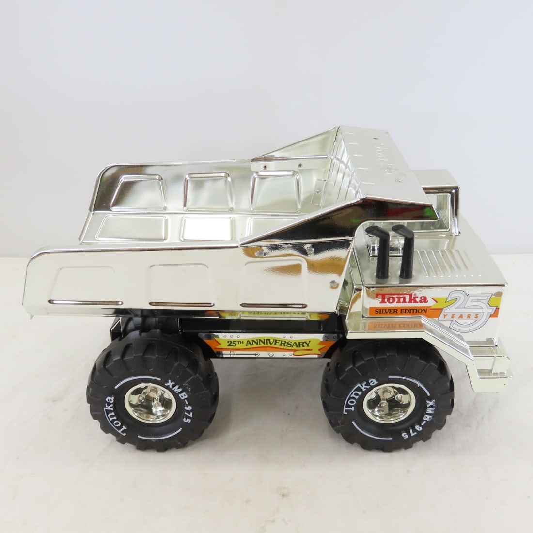 25th Anniversary Silver Mighty Tonka Dump Truck - 6