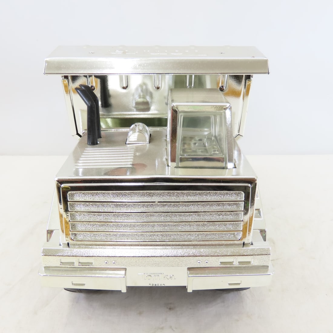 25th Anniversary Silver Mighty Tonka Dump Truck - 8