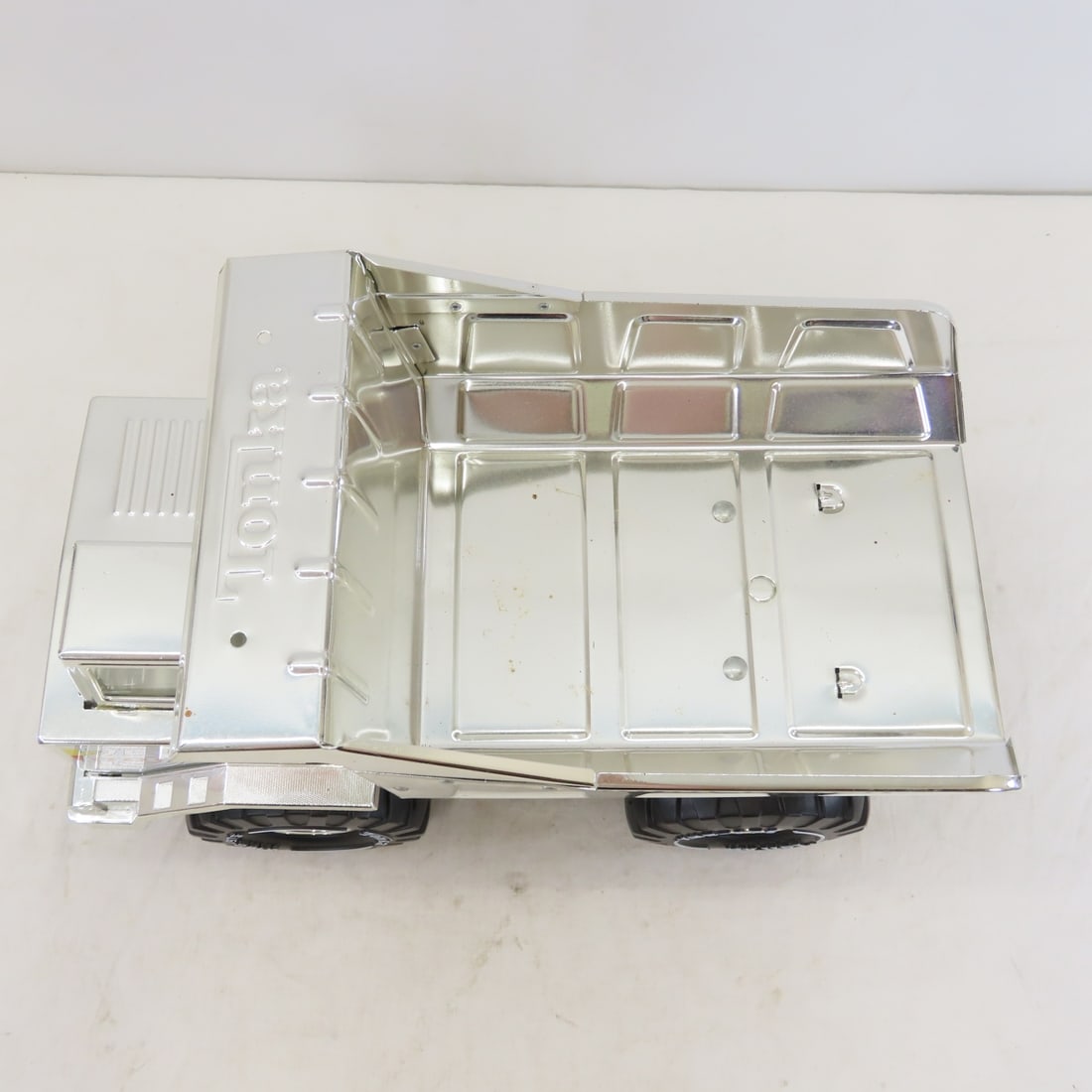 25th Anniversary Silver Mighty Tonka Dump Truck - 9