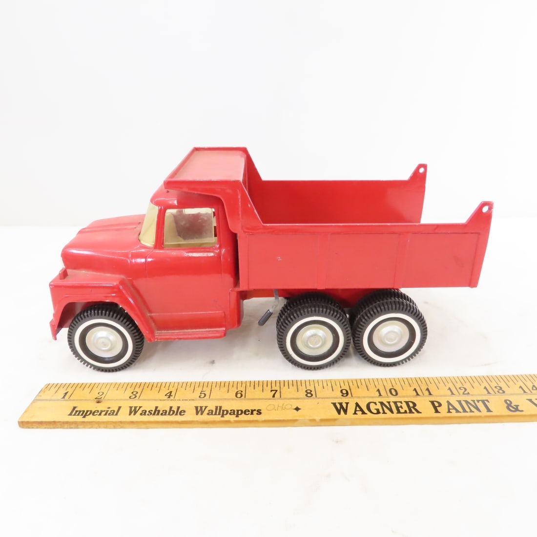 Original ERTL International Dump Truck - 2