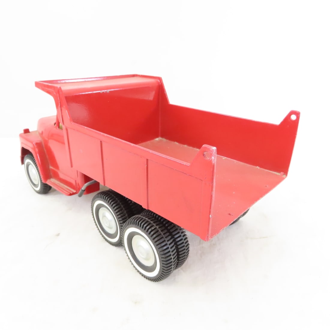 Original ERTL International Dump Truck - 3