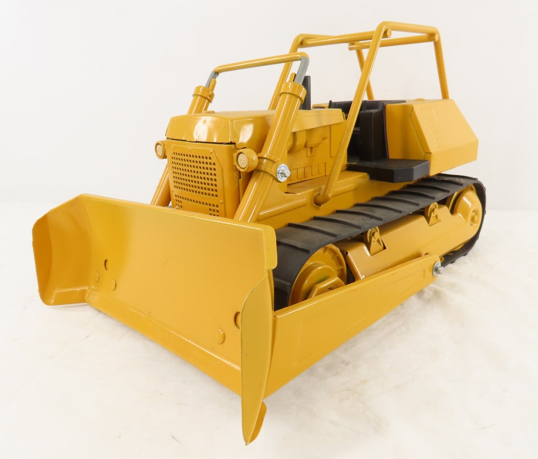 1970's Mighty Tonka T-9 Bulldozer- Restored (1 of 13)