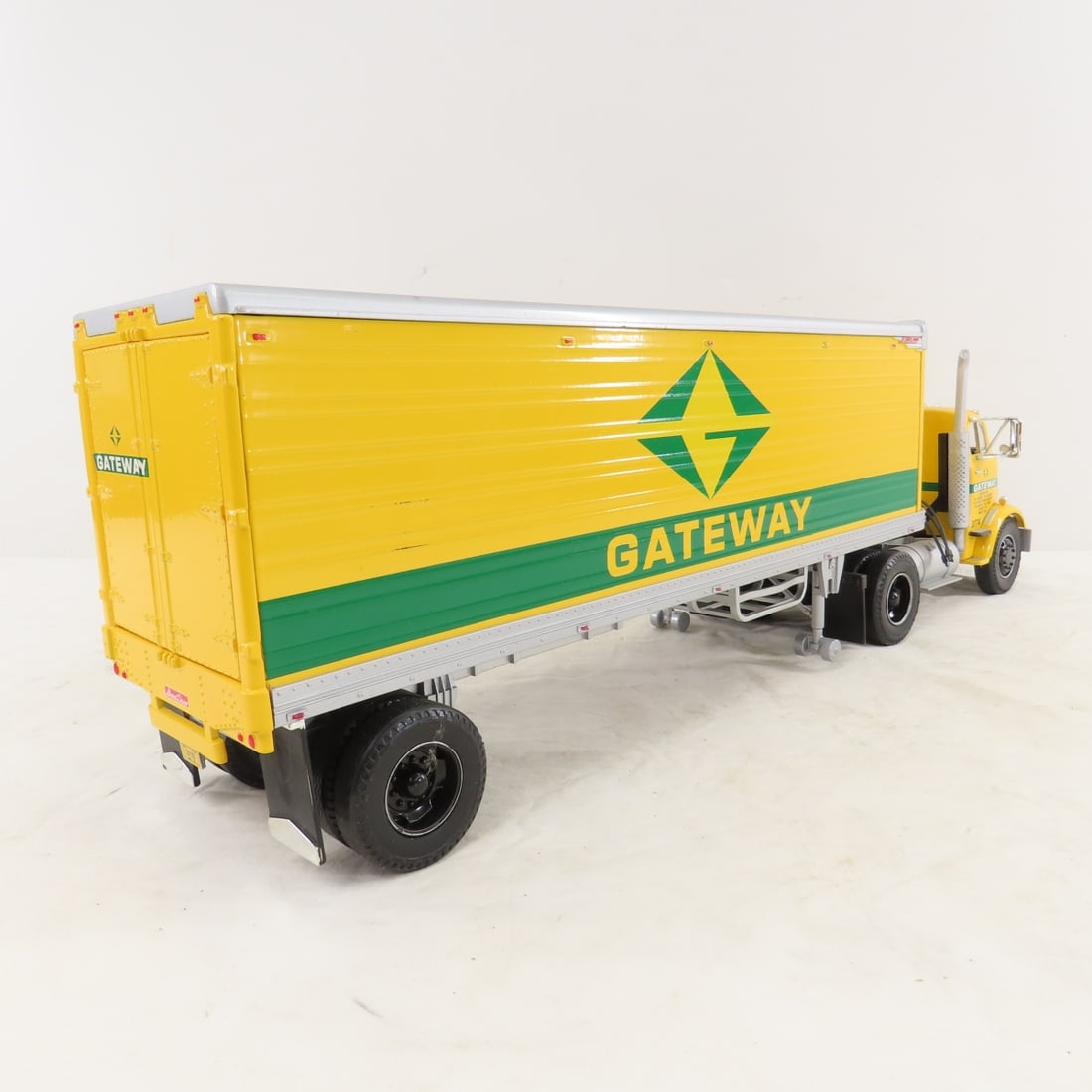 1996 ERTL 1954 Gateway Truck & Trailer - 5