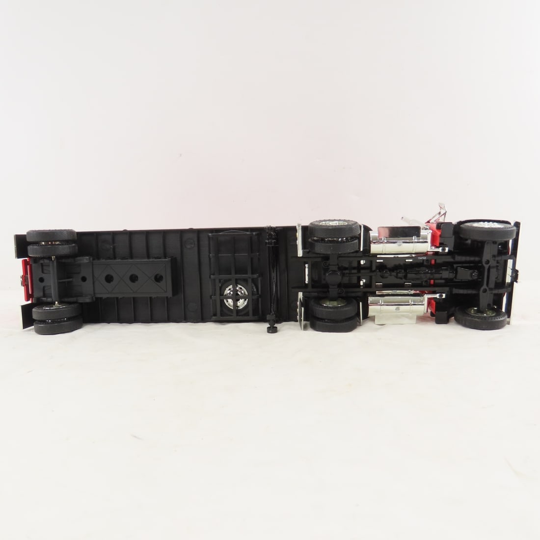 1996 ERTL 1954 Budweiser Truck & Trailer - 10