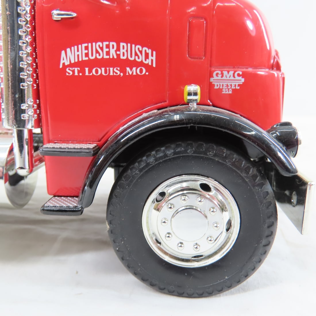 1996 ERTL 1954 Budweiser Truck & Trailer - 14