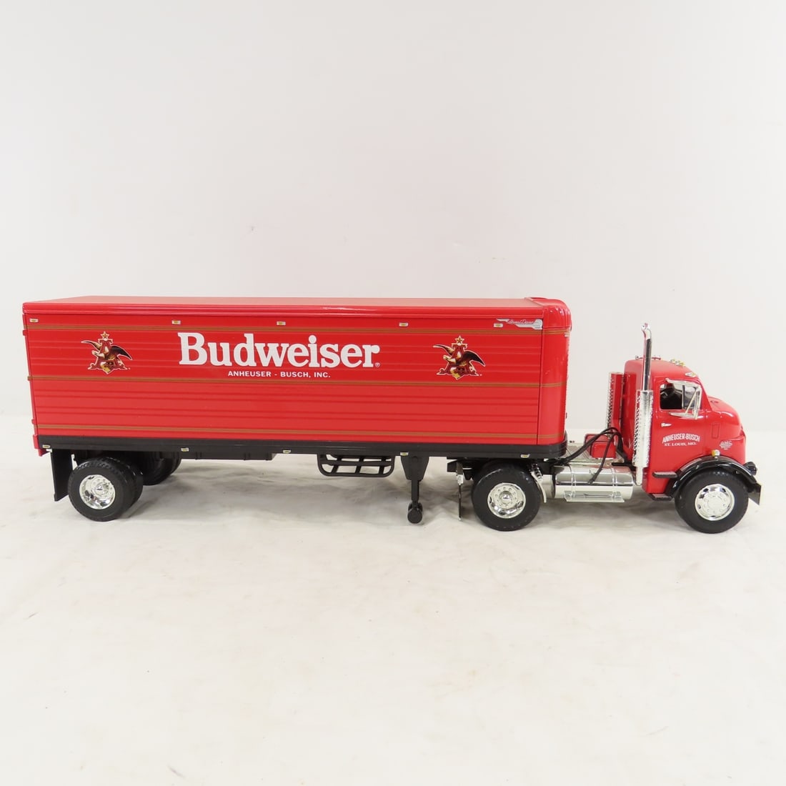 1996 ERTL 1954 Budweiser Truck & Trailer - 6