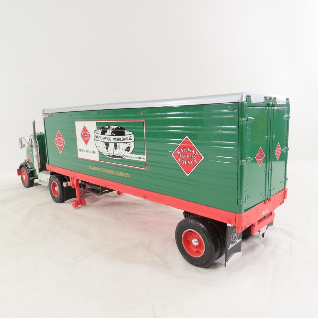 1996 ERTL 1954 Railway Express Truck & Trailer - 3