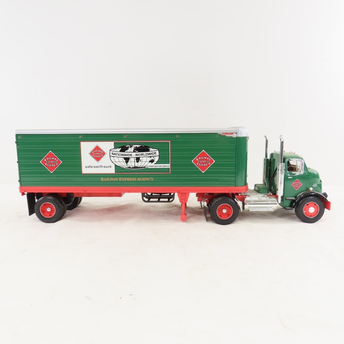 1996 ERTL 1954 Railway Express Truck & Trailer - 6
