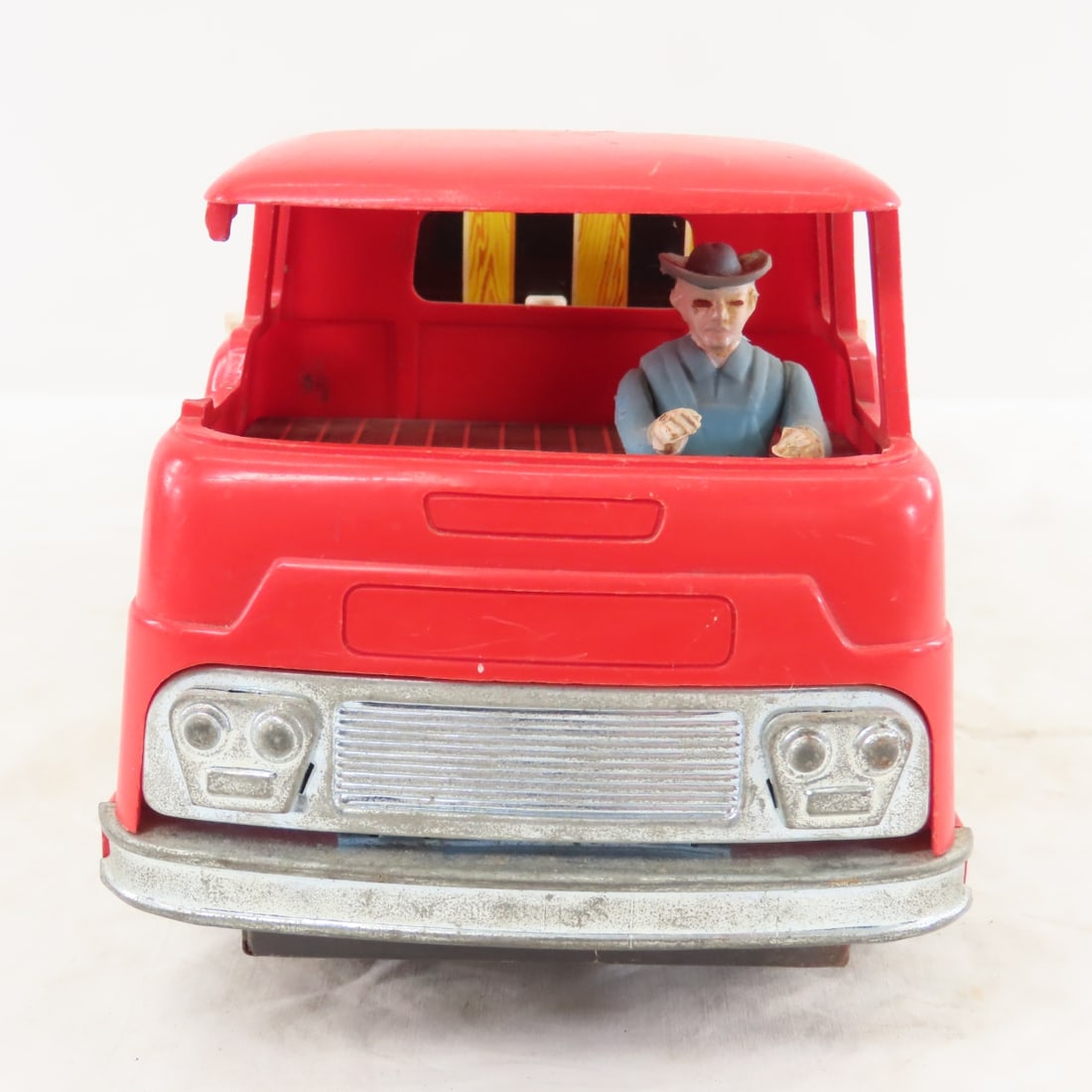 Vintage Bump n' Go Ol' MacDonald's Farm Truck - 8