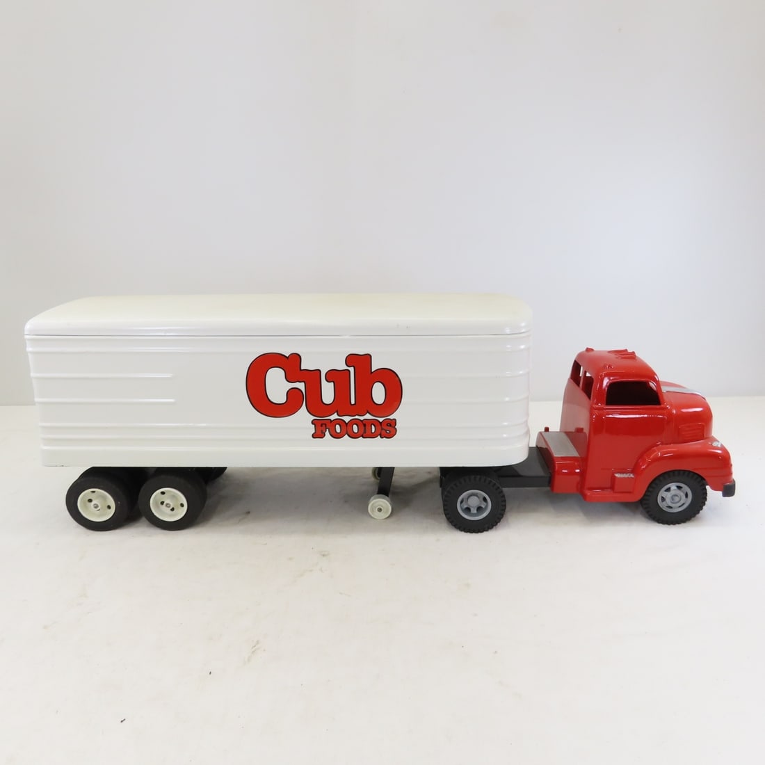 MARX Truck & Custom Cub Foods Trailer Restored - 6