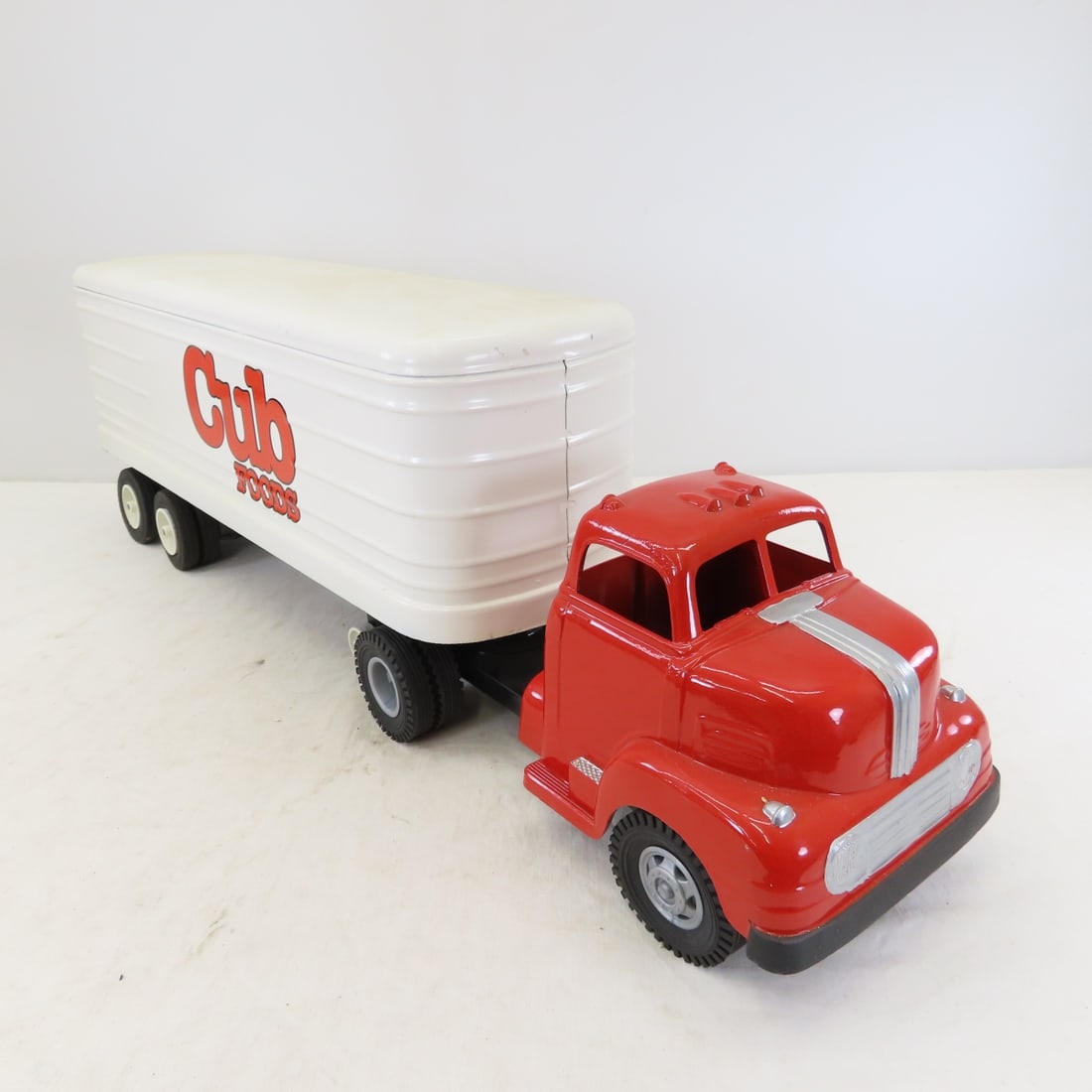 MARX Truck & Custom Cub Foods Trailer Restored - 7