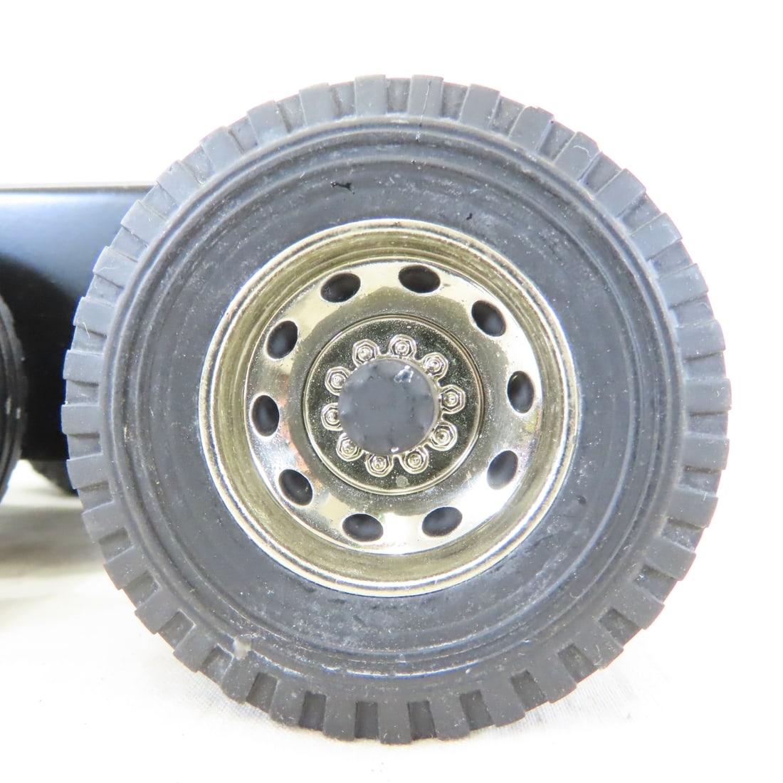 ERTL Truck & Custom Bison Trailer Restored - 12