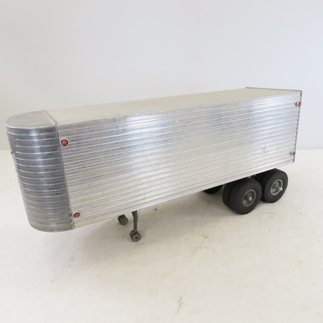 Original Smith Miller MIC Truck & Fruehauf Trailer - 16