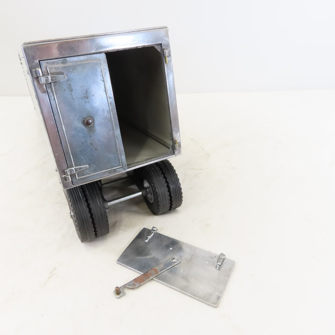 Smith Miller MIC Truck & Fruehauf Trailer Restored - 20