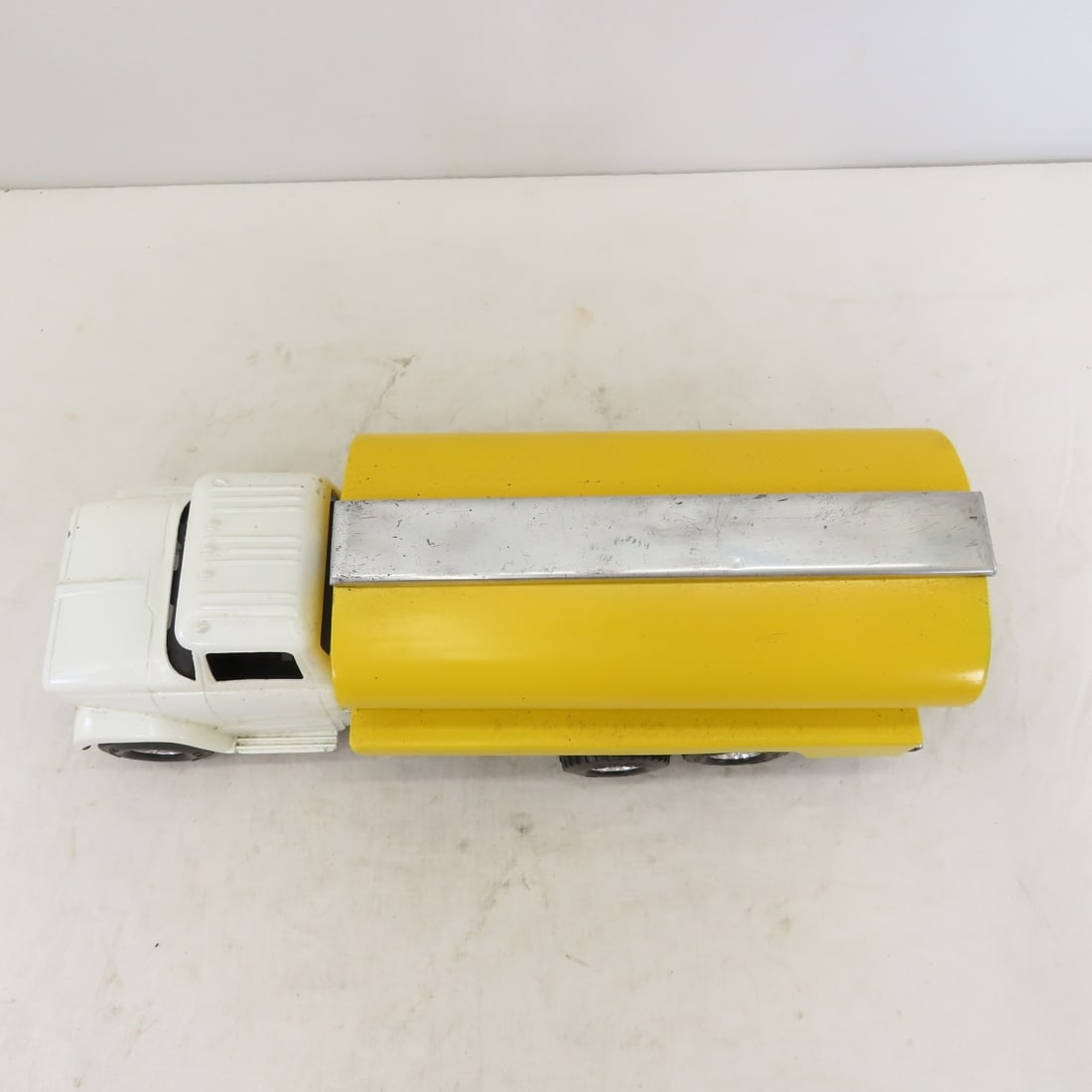 ERTL 594 Truck with Custom Wood Tanker - 9