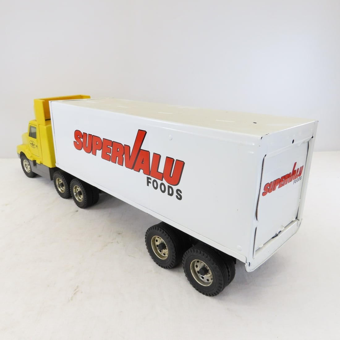 ERTL Pennzoil Truck & Nylint SuperValu Trailer - 3