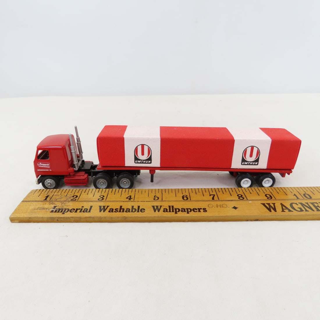 13 Winross Diecast Semis & Tankers 1:64 - 16