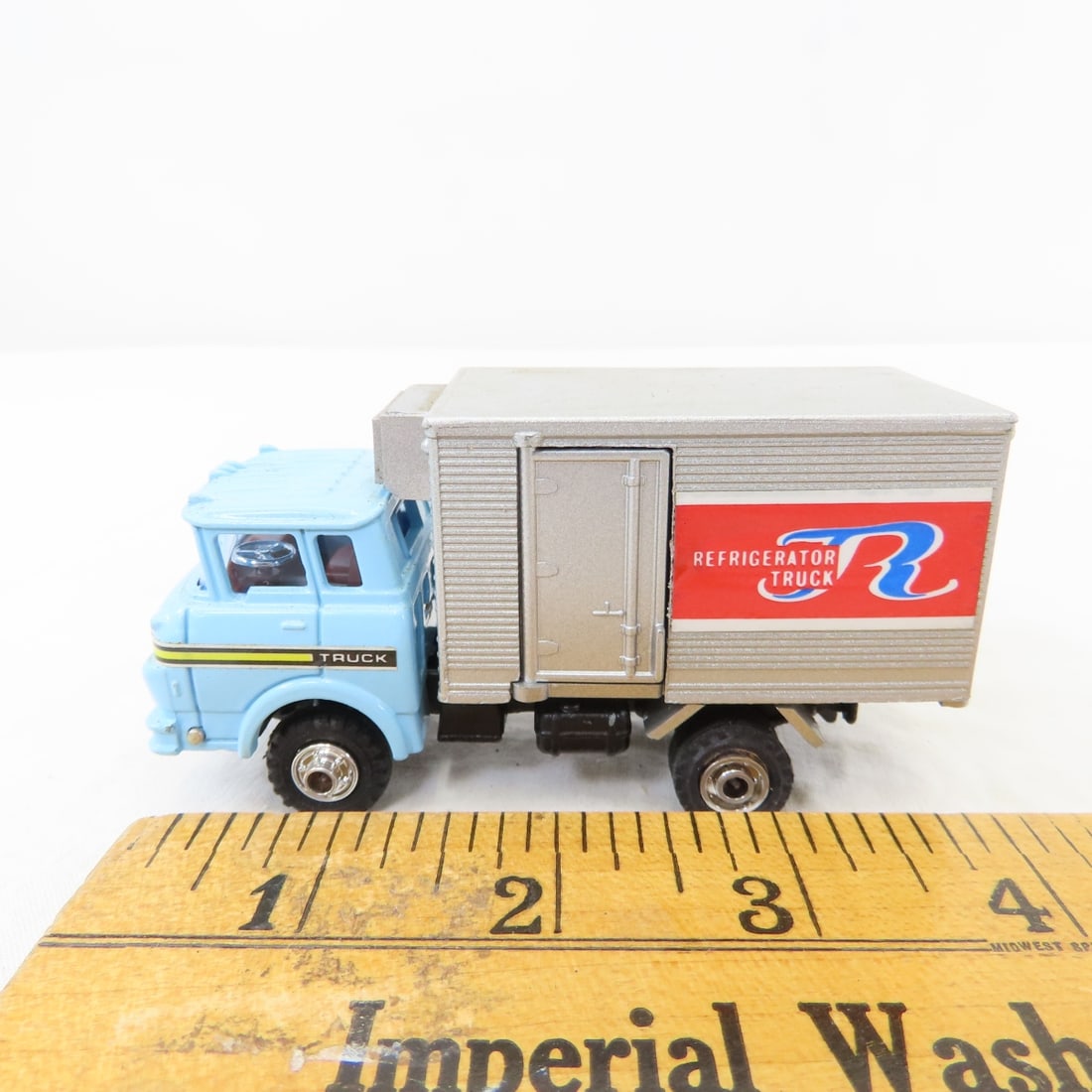 12 Shinsei Mini Power Diecast Japan 1:64 - 4