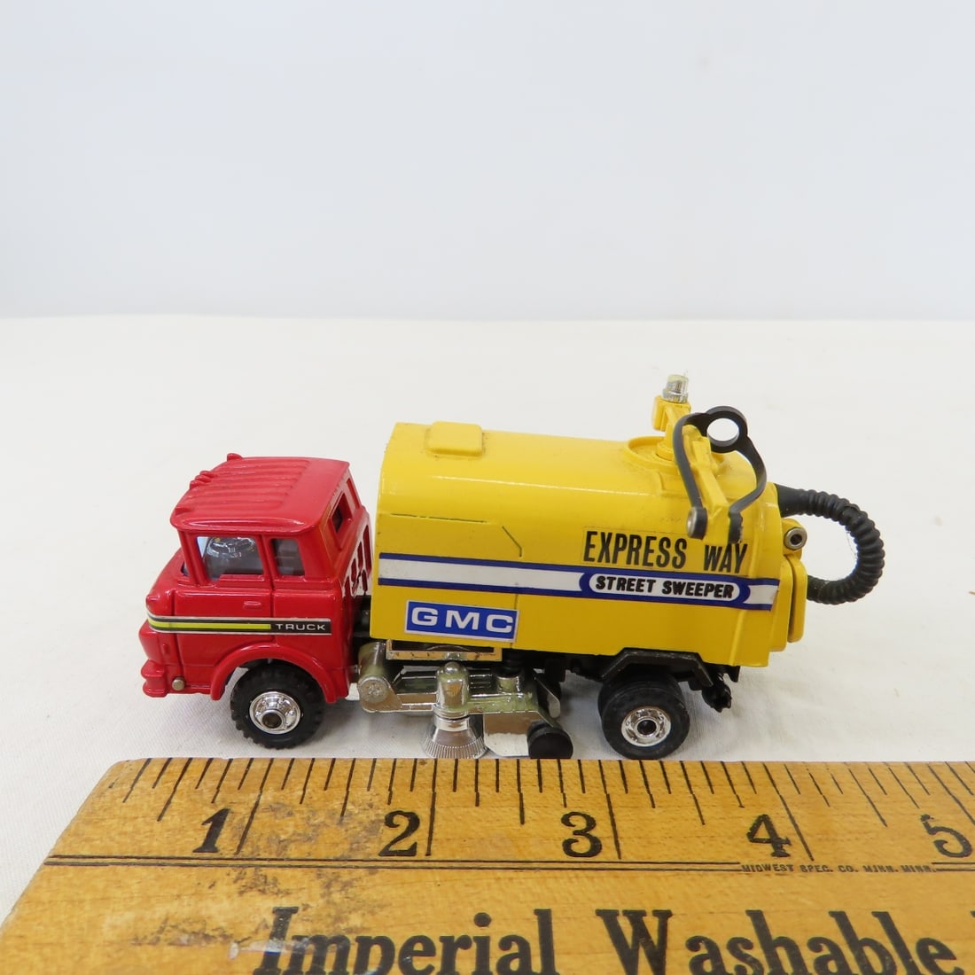 12 Shinsei Mini Power Diecast Japan 1:64 - 9