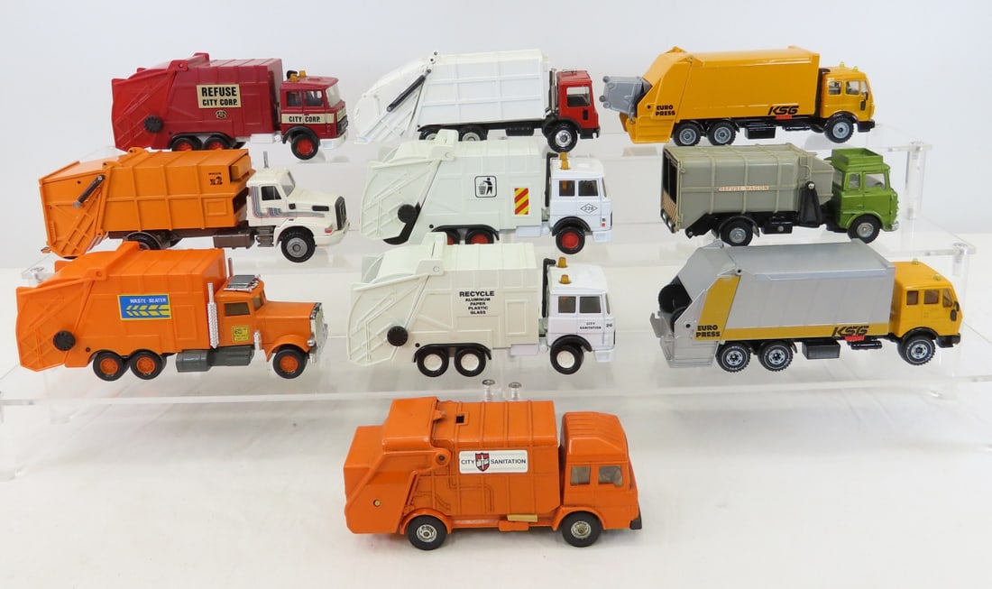 10 Vintage Diecast Garbage Trucks 1:50 - 2