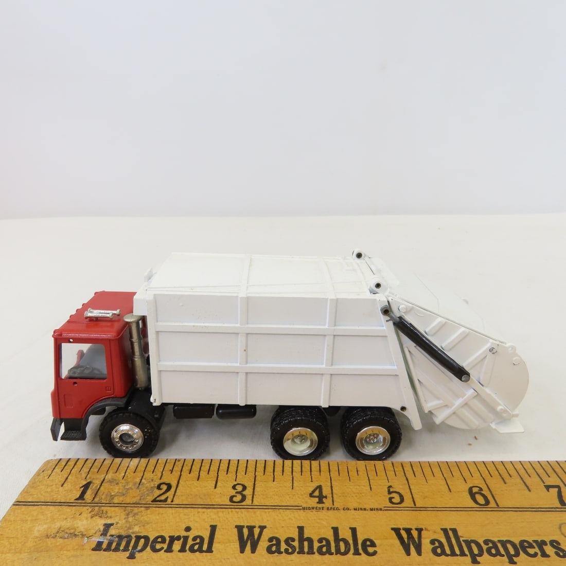 10 Vintage Diecast Garbage Trucks 1:50 - 9