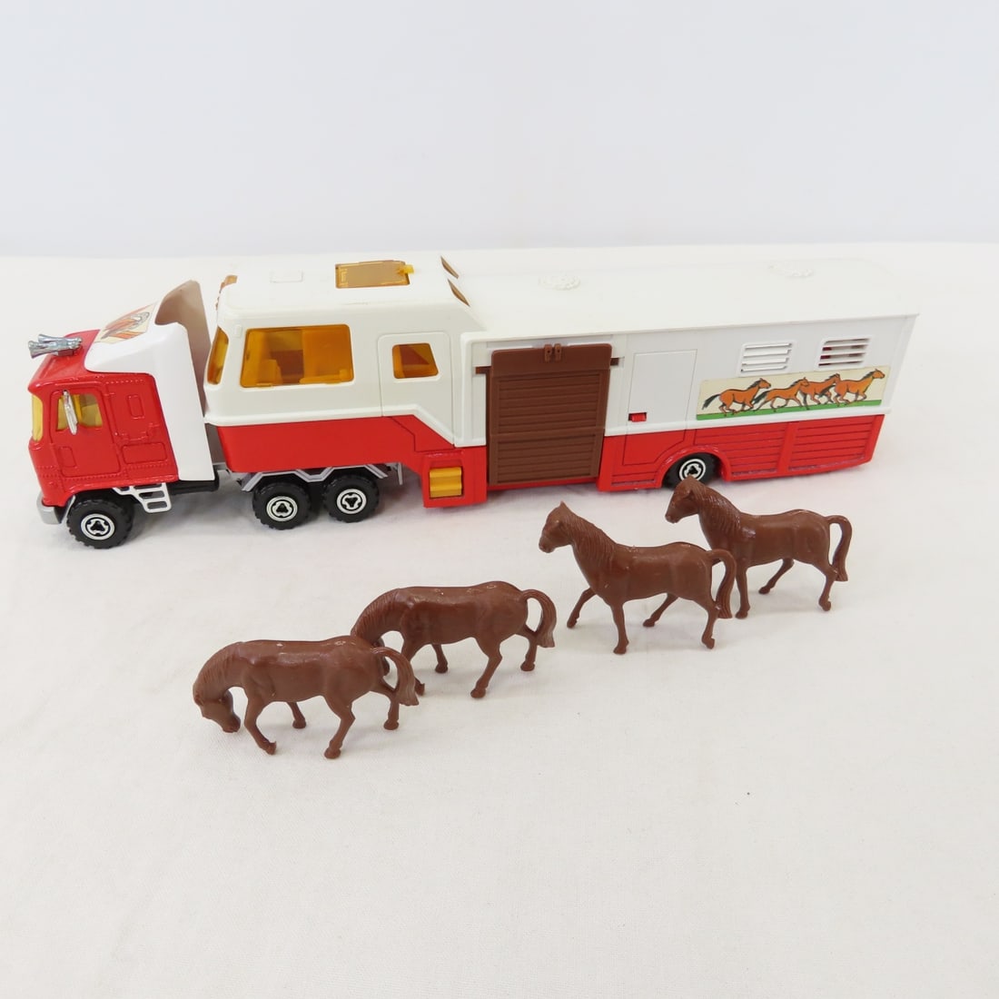 12 Vintage Diecast Semi Trucks - most are 1:60 - 5