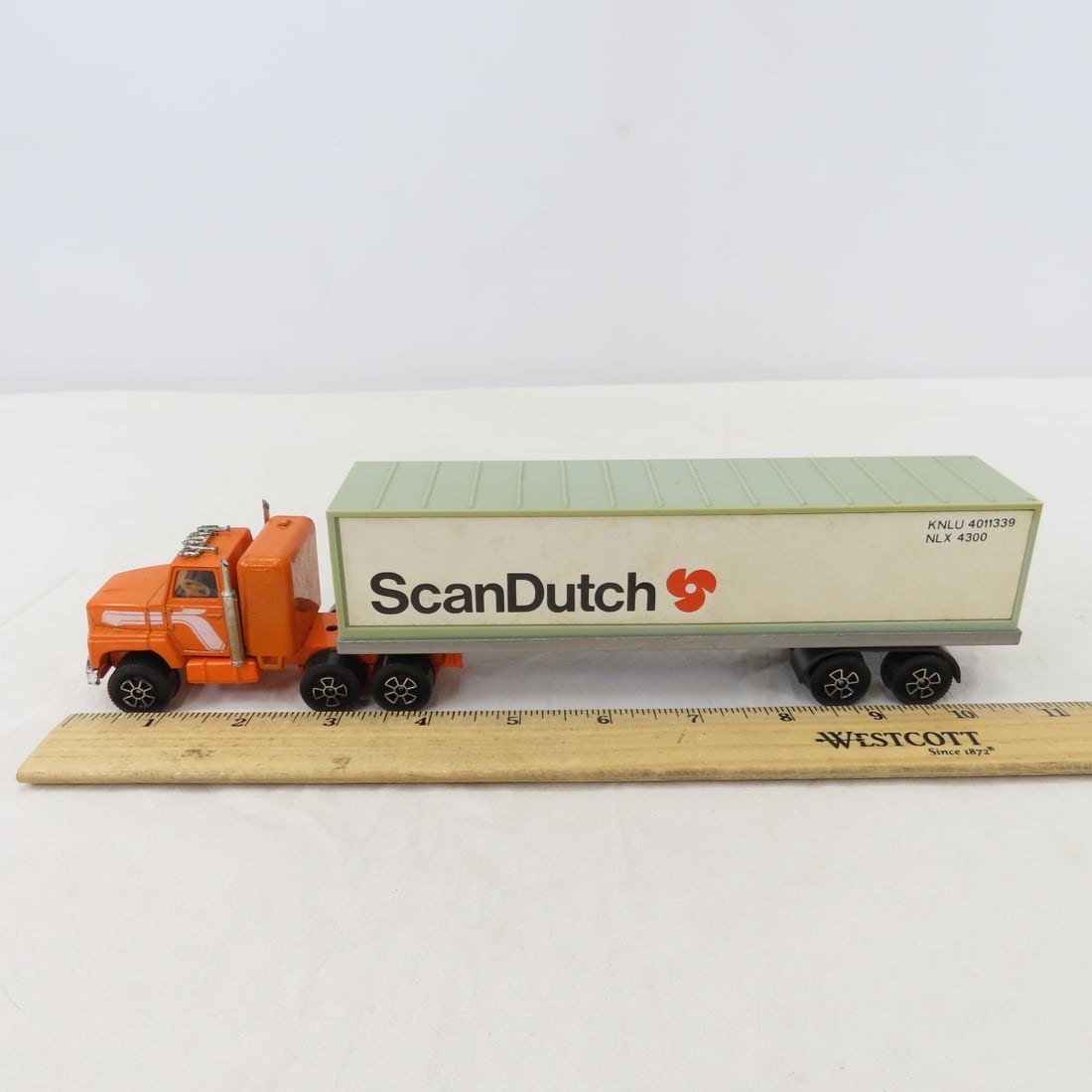 12 Vintage Diecast Semi Trucks - most are 1:60 - 7